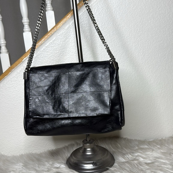 Zara Handbags - Zara Chain Strap Bag Black Vegan Leather Flap Top 3 Inner Compartments EUC Nice